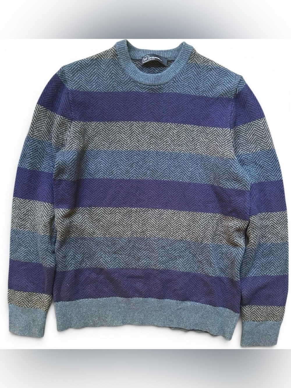 GAP Men’s Blue and grey Striped Crewneck Sweater
